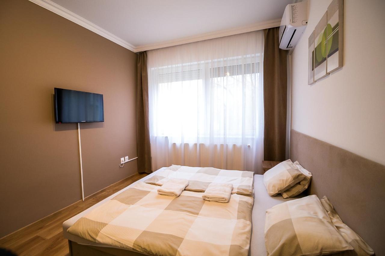 Thermal Next II Weninger Apartman Kiskunhalas Esterno foto