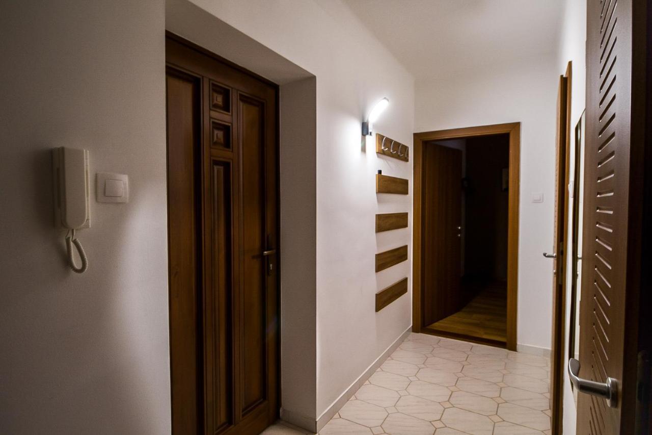Thermal Next II Weninger Apartman Kiskunhalas Esterno foto